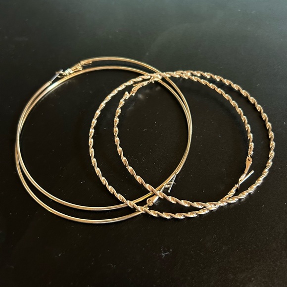 Large gold hoops - Picture 1 of 2
